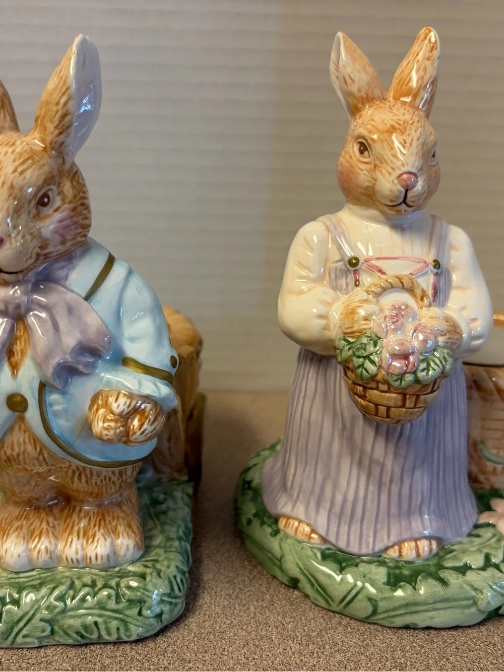 vintage Avon Springtime Collection Mr. & Mrs. Bunny Tealight Holder Figurines